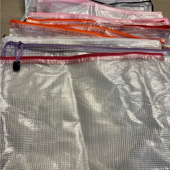 Multi-Color Mesh Zipper Pouch Set - Picture 10 of 13